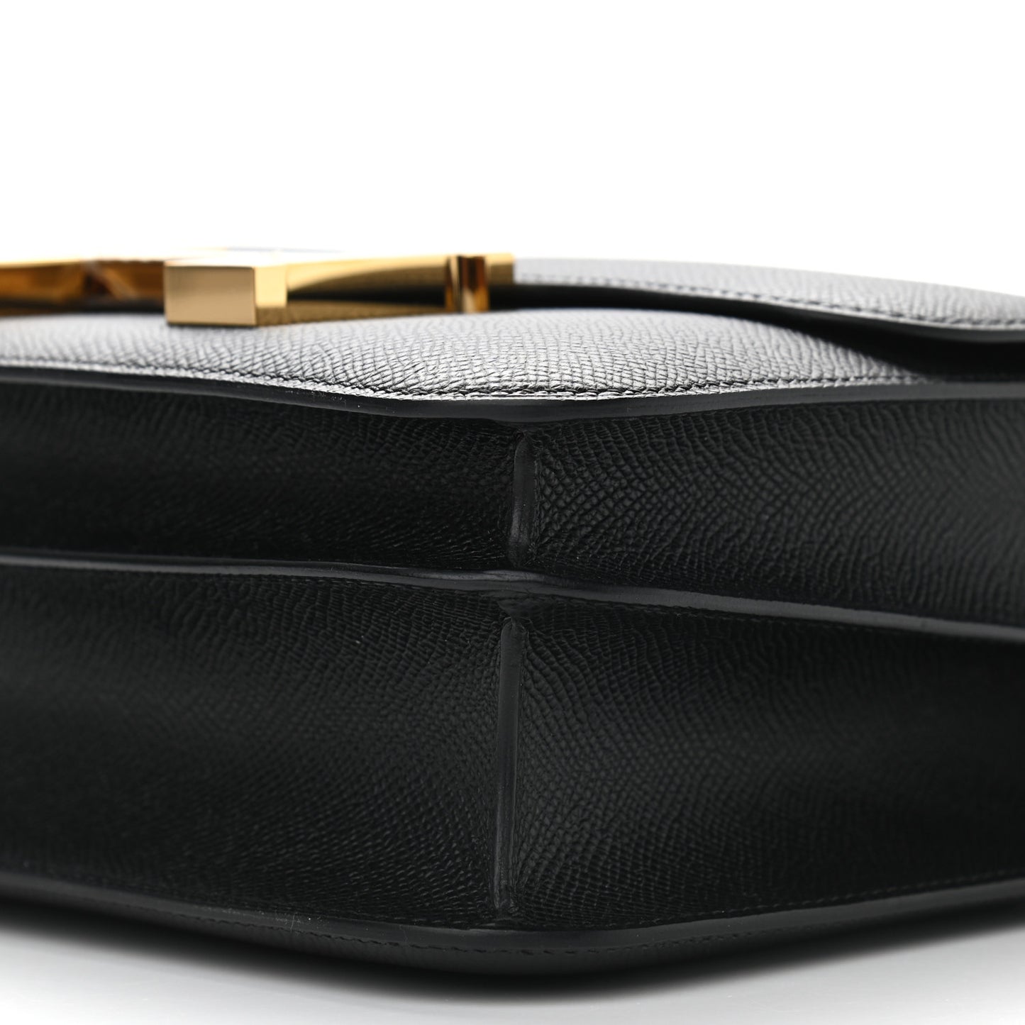 Epsom Constance 24 Black
