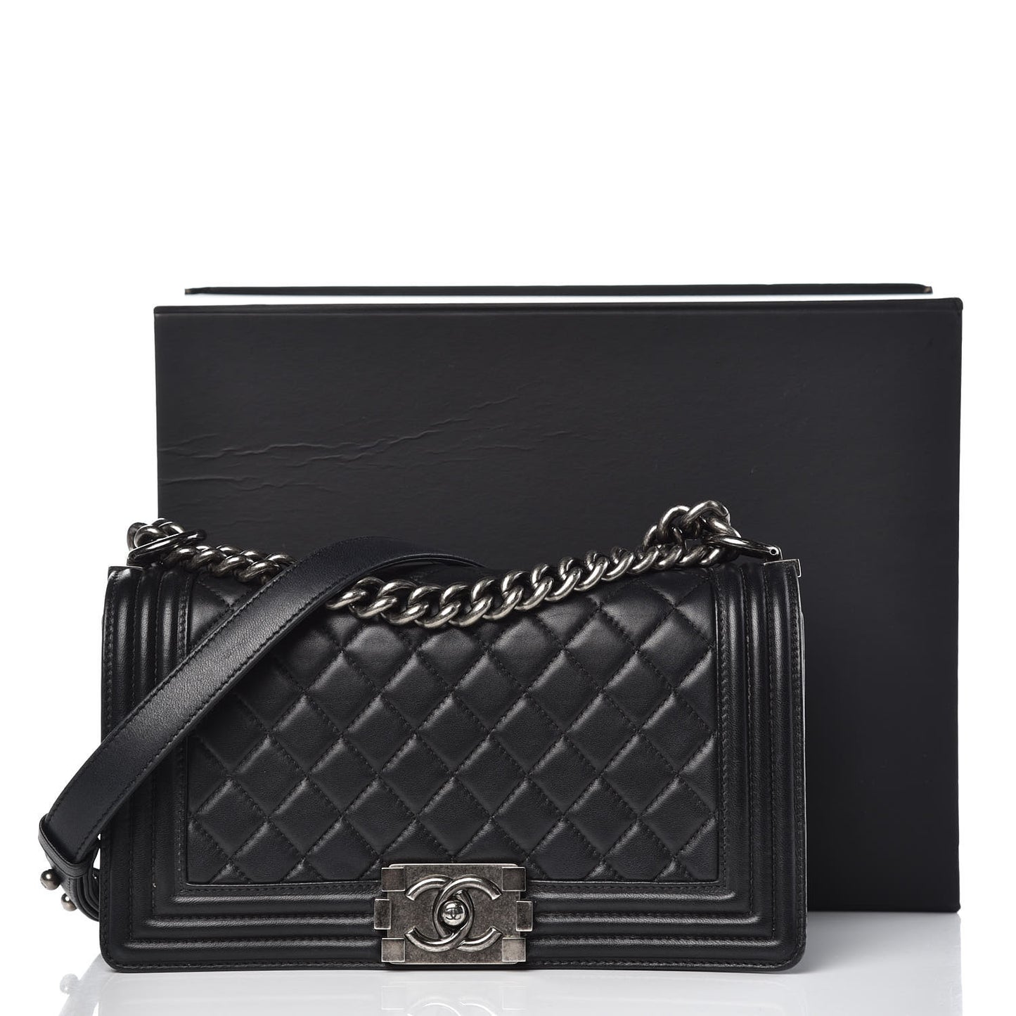 Lambskin Quilted Medium Boy Flap Black