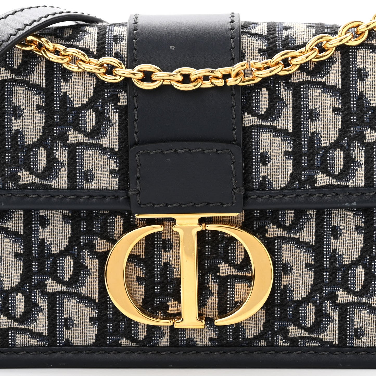 Oblique 30 Montaigne East West Chain Flap Bag Blue
