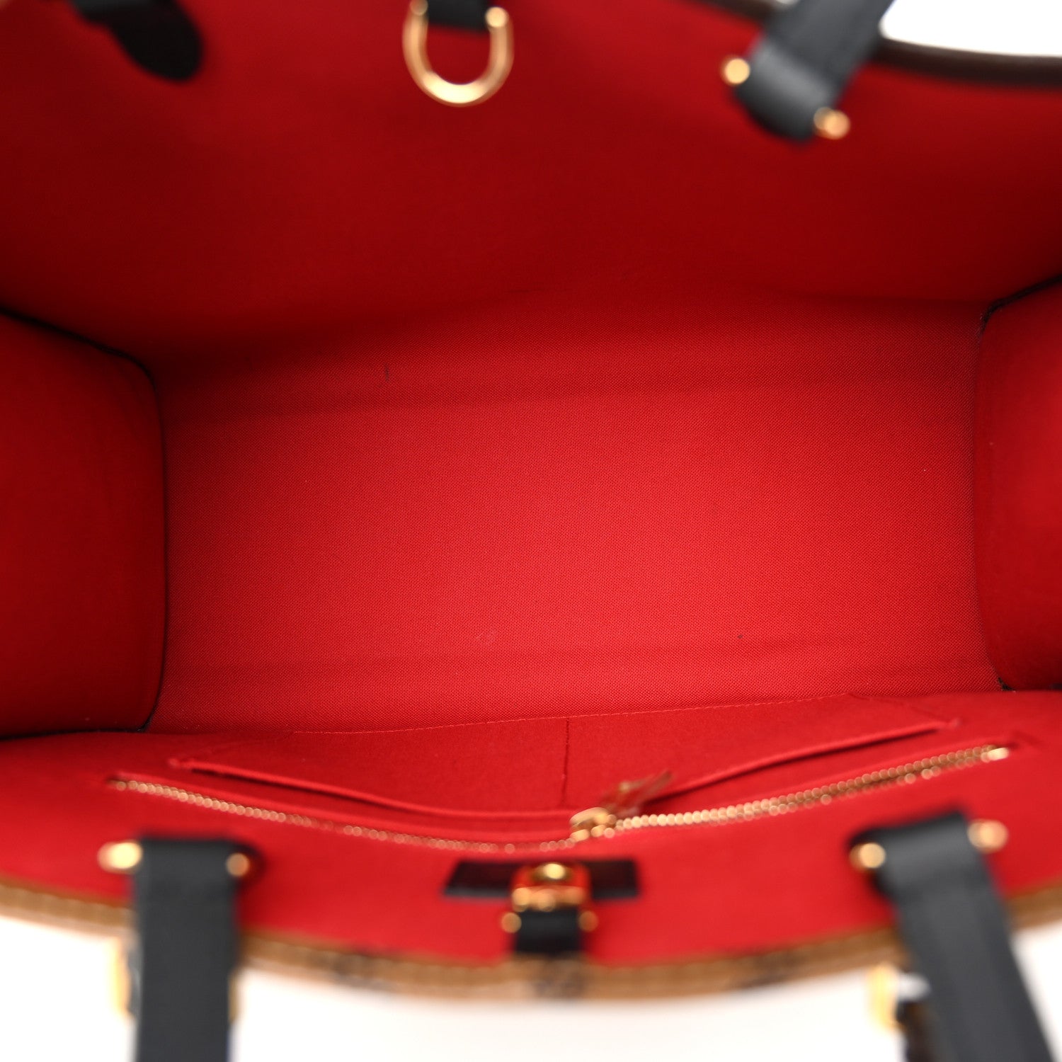 Louis Vuitton Reverse Monogram Giant Onthego MM 5 of 9