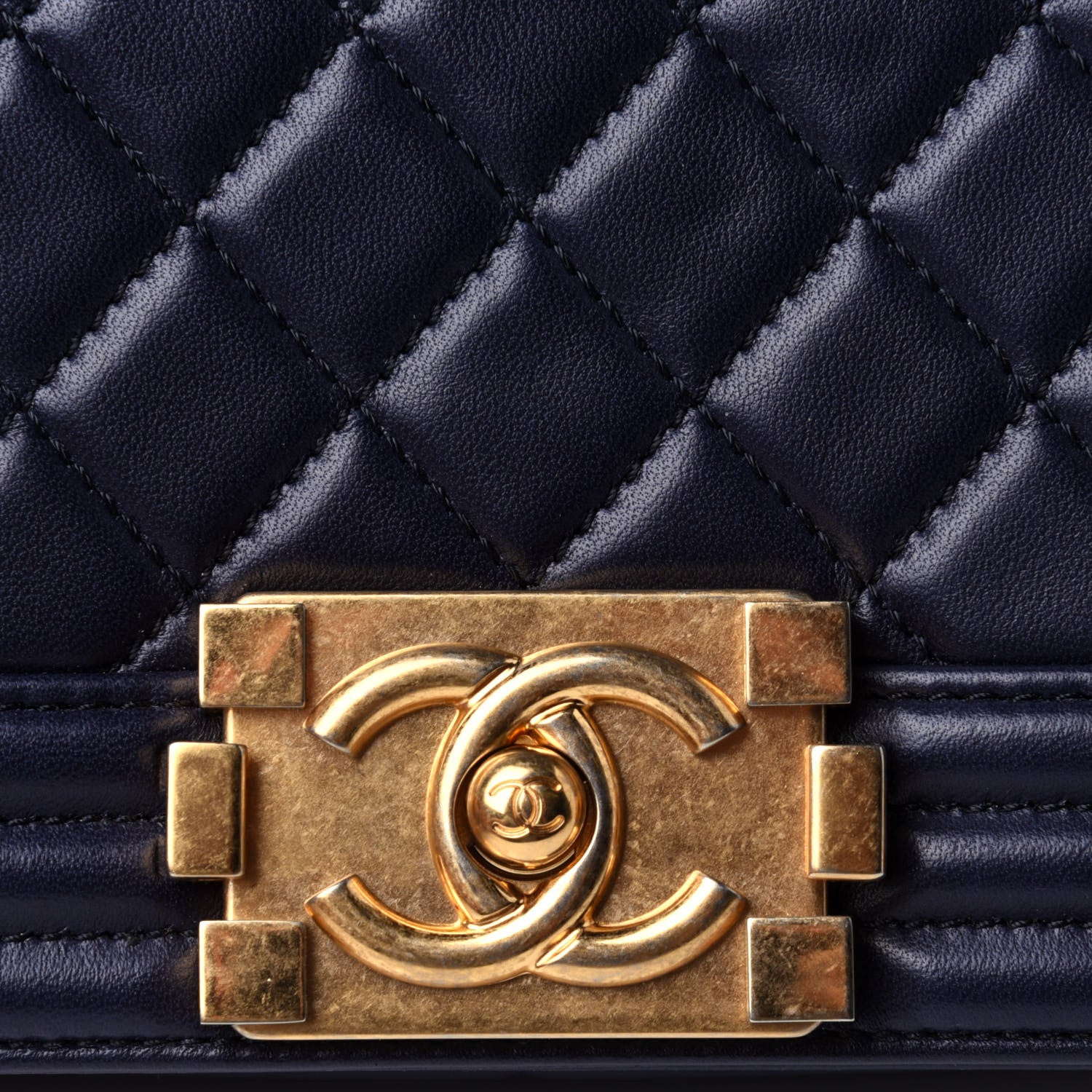 Chanel Lambskin Quilted Medium Boy Flap Navy 4 of 4