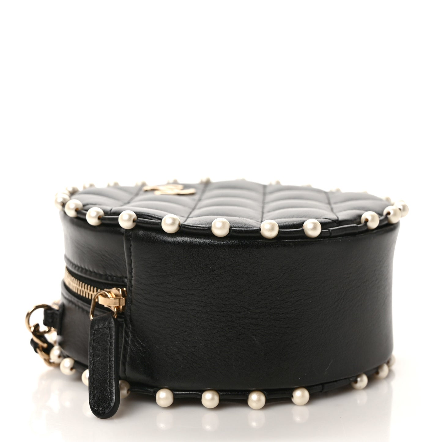 Calfskin Quilted Pearl Round Clutch With Chain Black