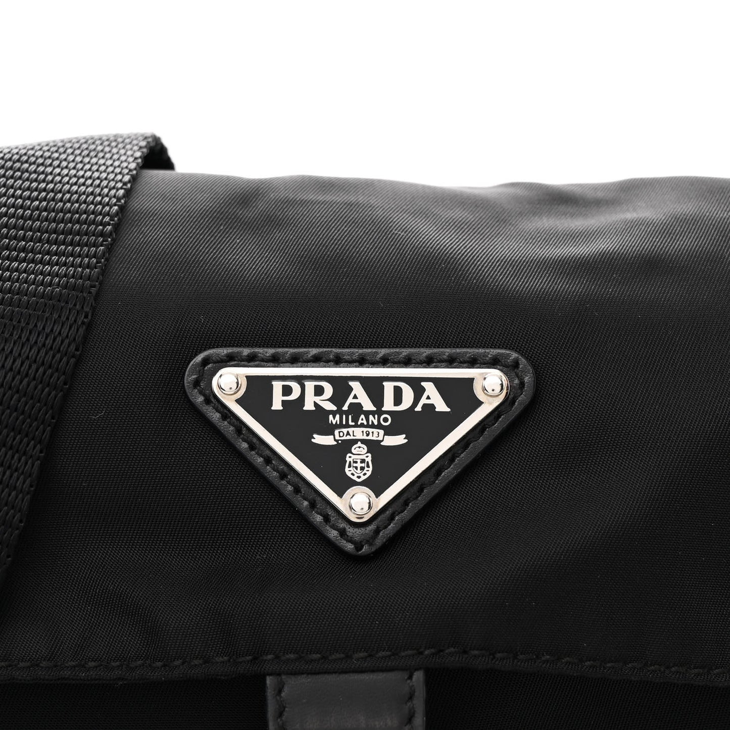 Nylon Vela Messenger Black