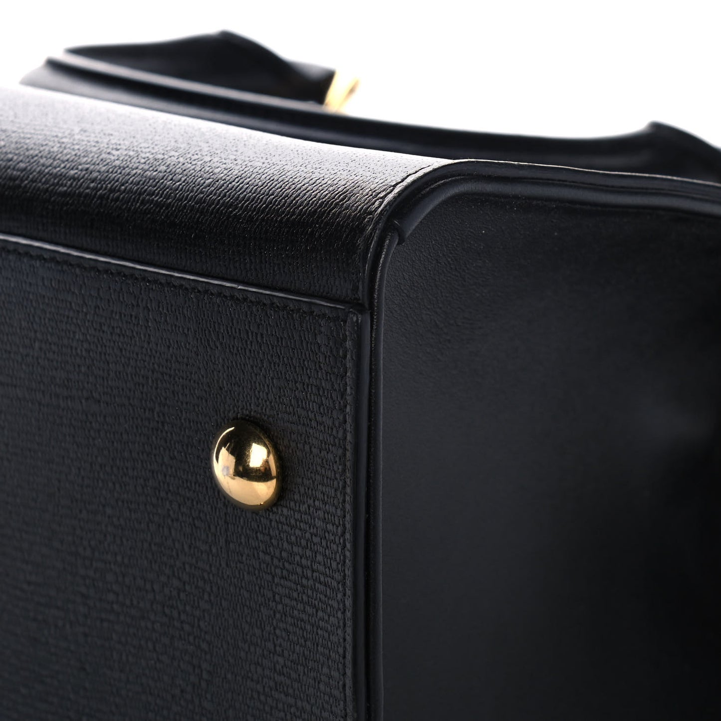Textured Calfskin Medium Classic Y Cabas Black