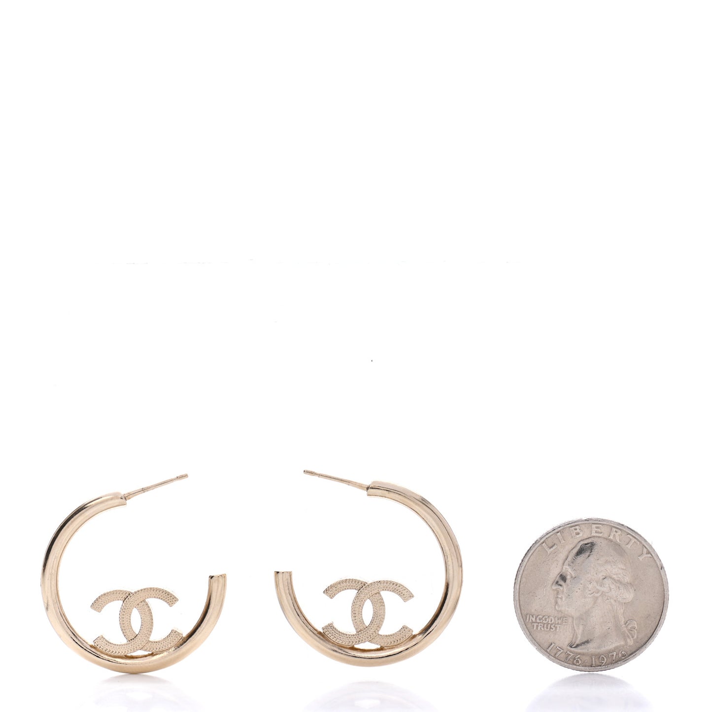 Metal Textured CC Hoop Earrings Gold
