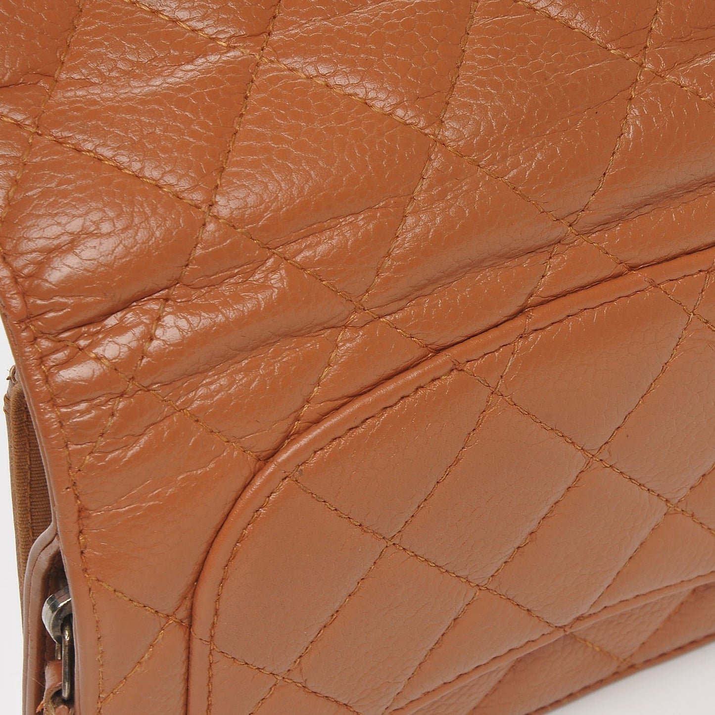 Caviar Quilted Zipped Pocket Wallet Dark Beige