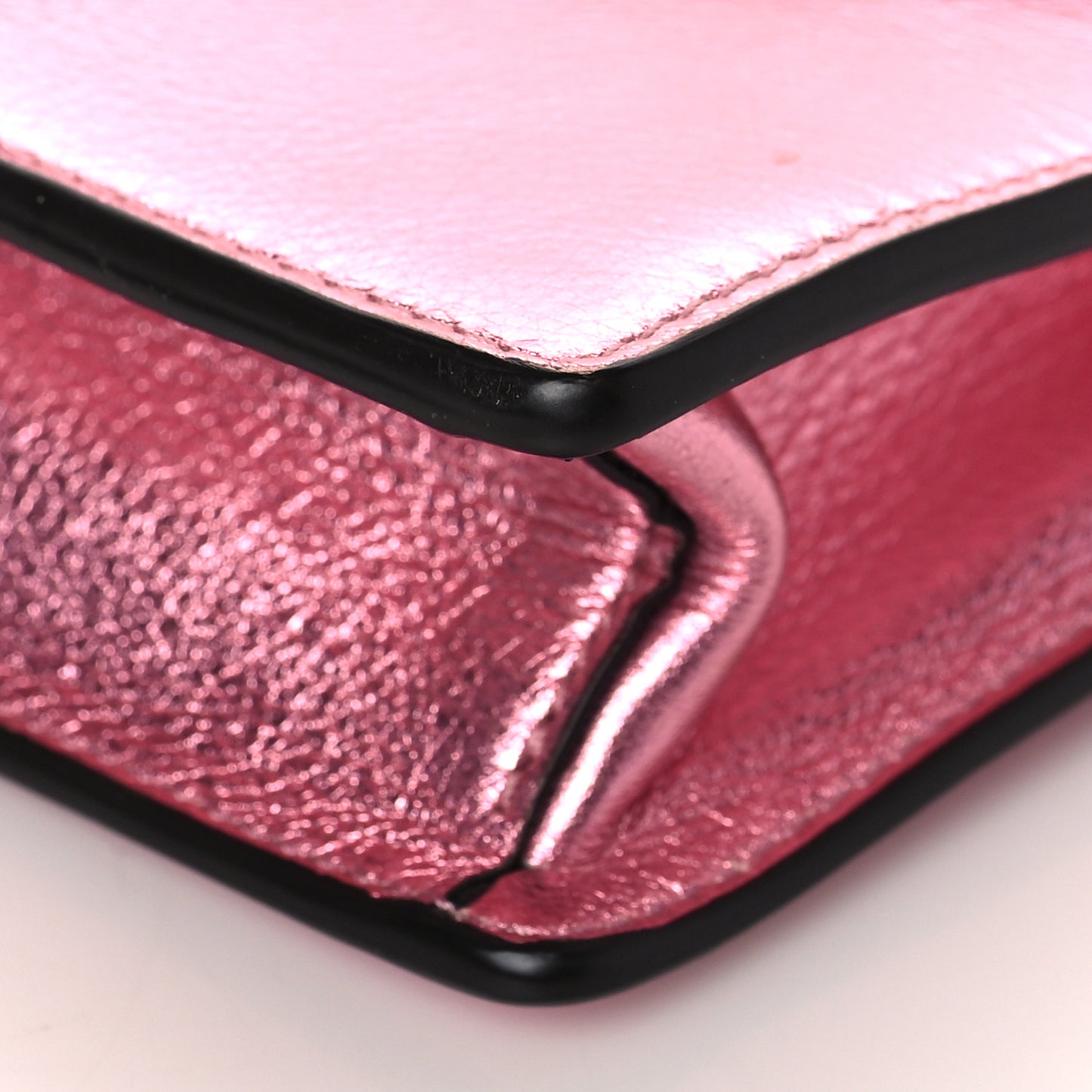 Vitello Catalan Mirror F is Fendi Medium Envelope Wallet on Chain Fuxia Chiaro