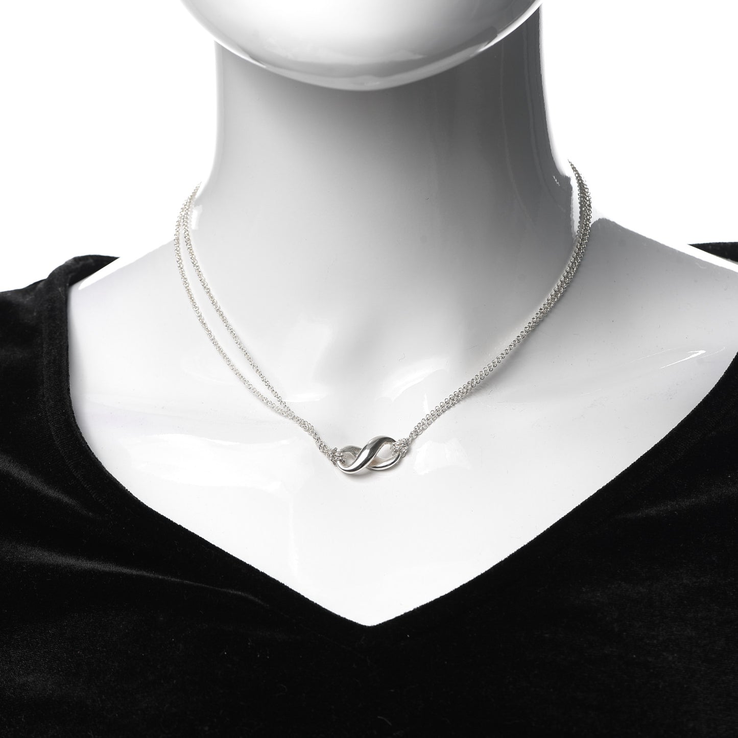 Sterling Silver Figure 8 Pendant Necklace