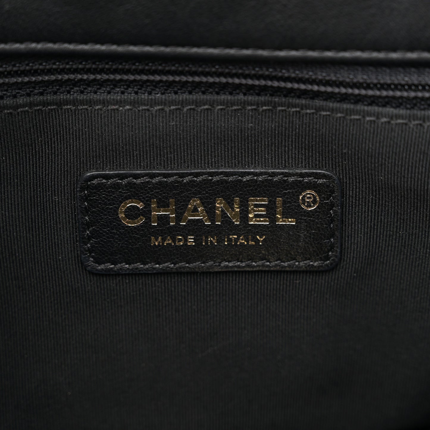 Tweed Medium Pearl Handle Flap Black Ecru