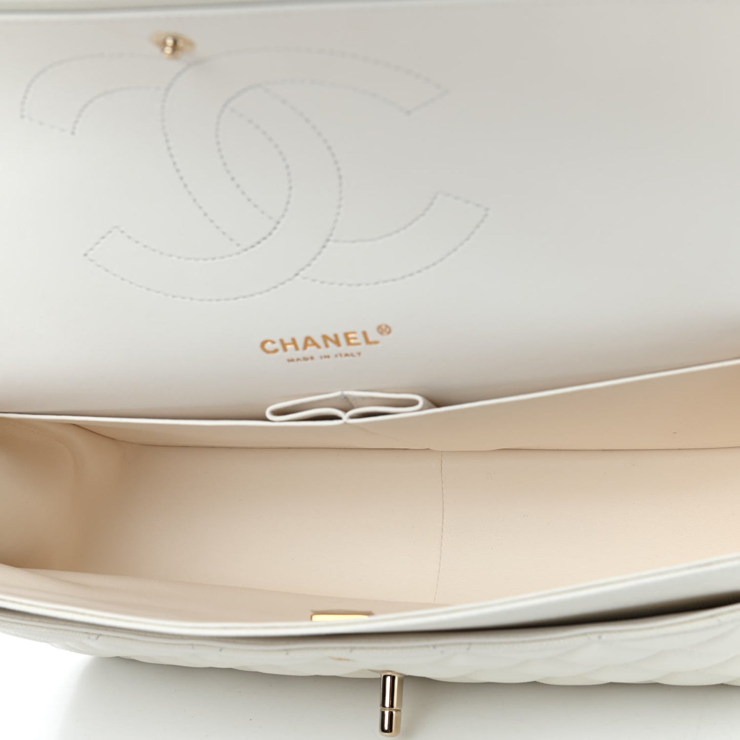 Caviar Quilted Jumbo Double Flap White