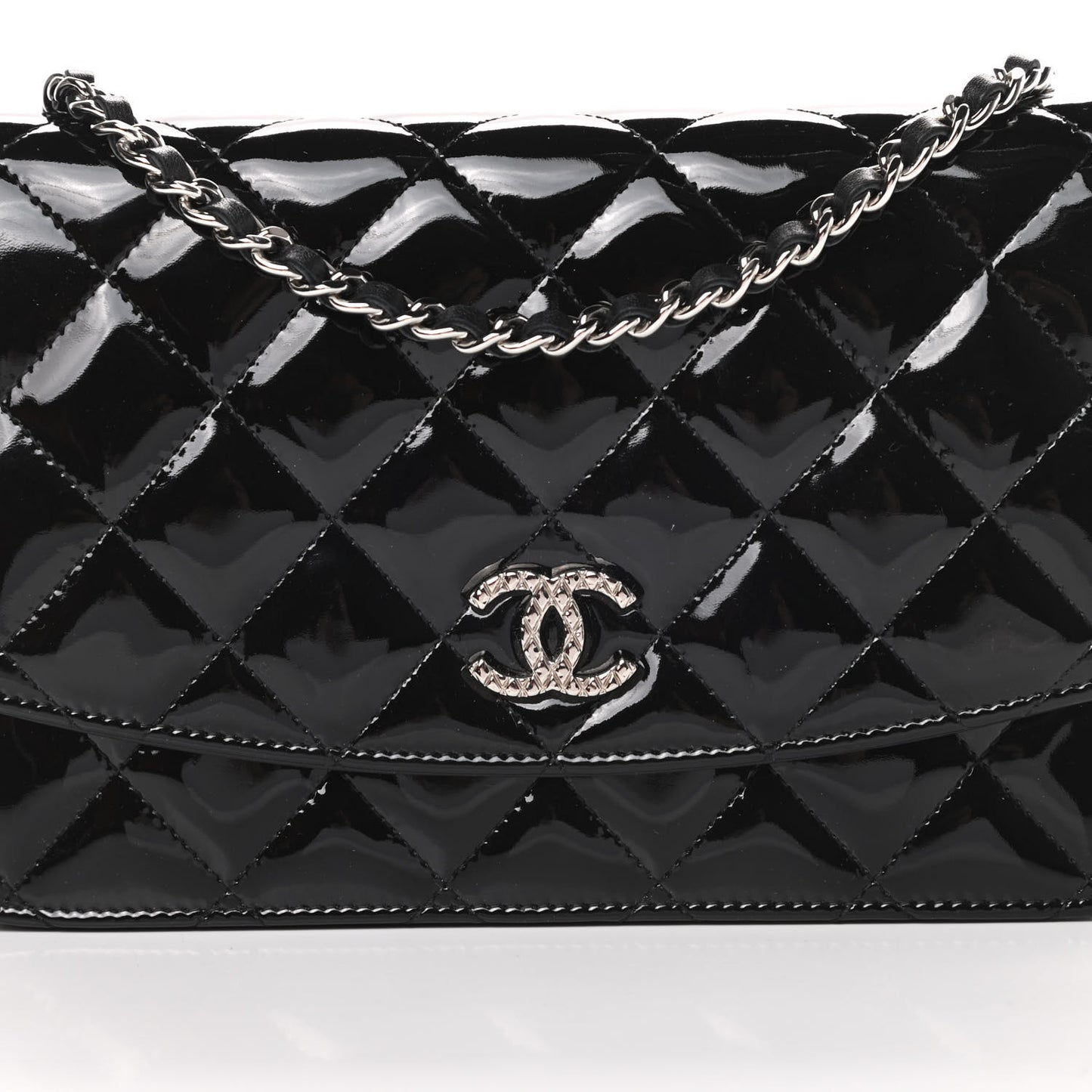 Patent Quilted Brilliant Wallet On Chain WOC Black