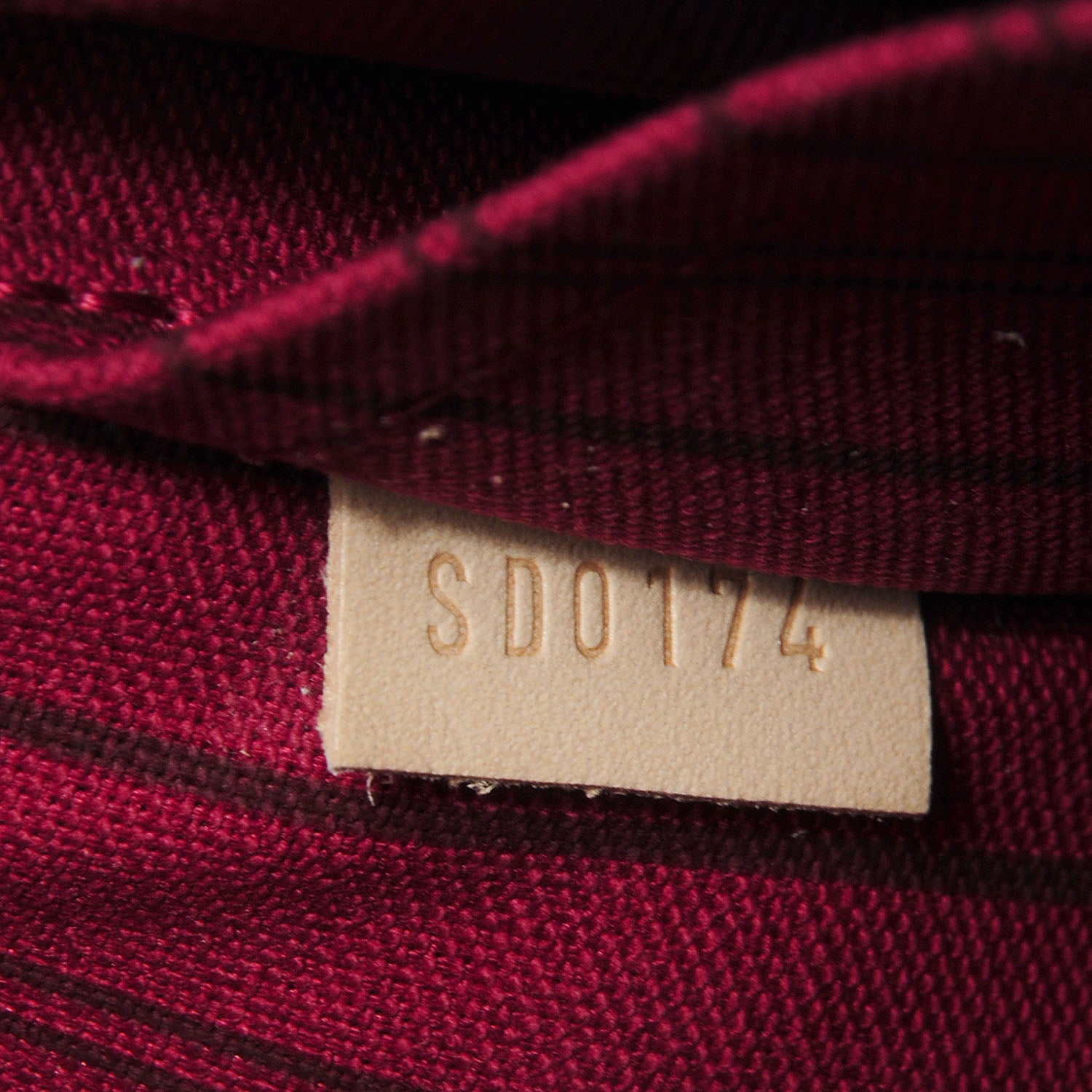 Louis Vuitton Monogram Neverfull MM GM Pochette Fuchsia 8 of 8