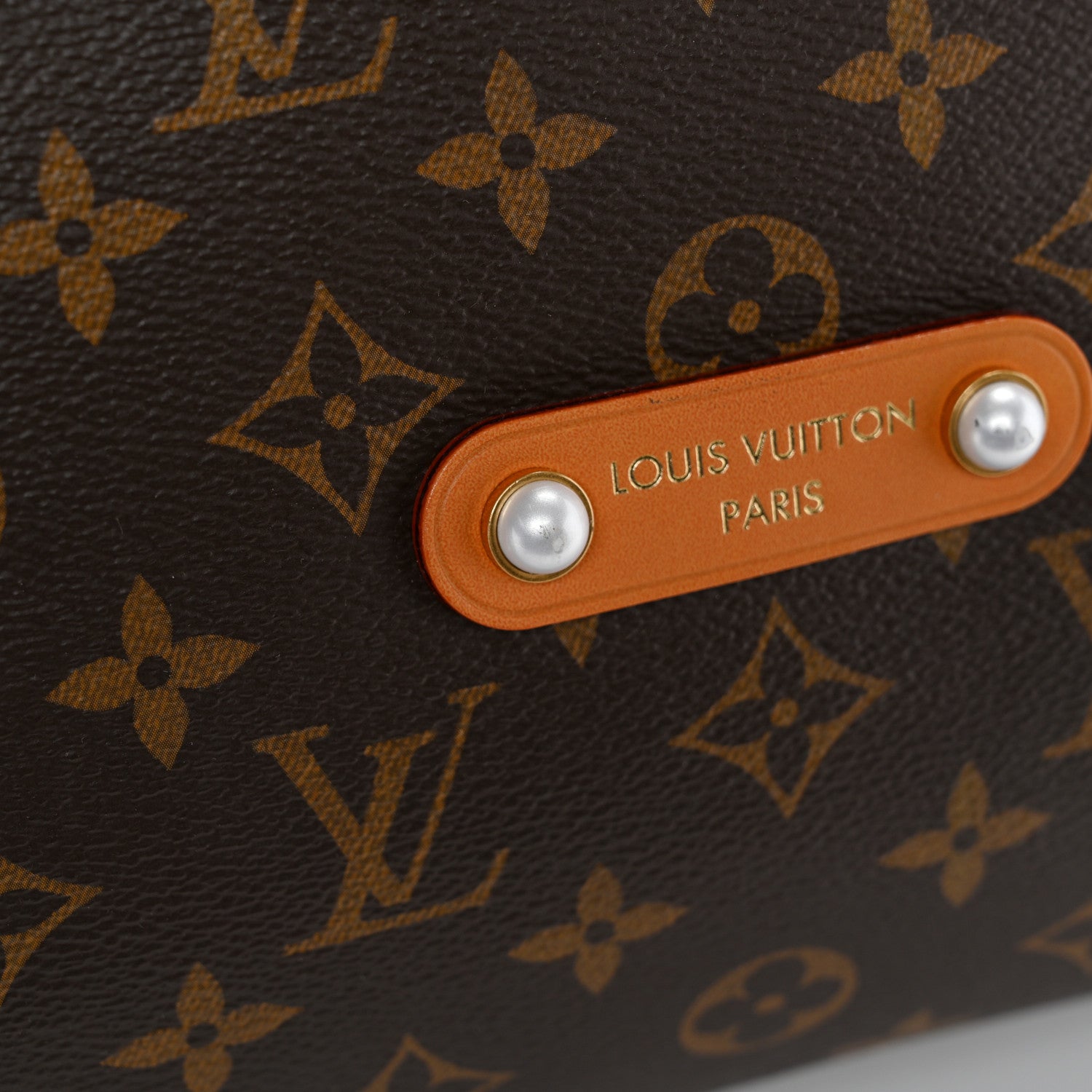 Louis Vuitton Monogram Vagabond Hobo 13 of 13