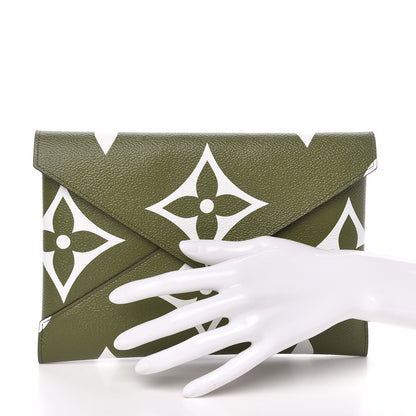 Louis Vuitton Monogram Giant Large Kirigami Pochette Kaki 2 of 8