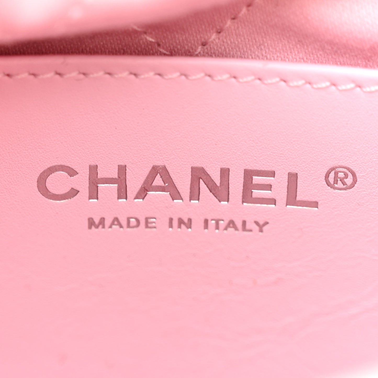 Patent Gradient Calfskin Quilted Mini Chanel 22 White Light Pink