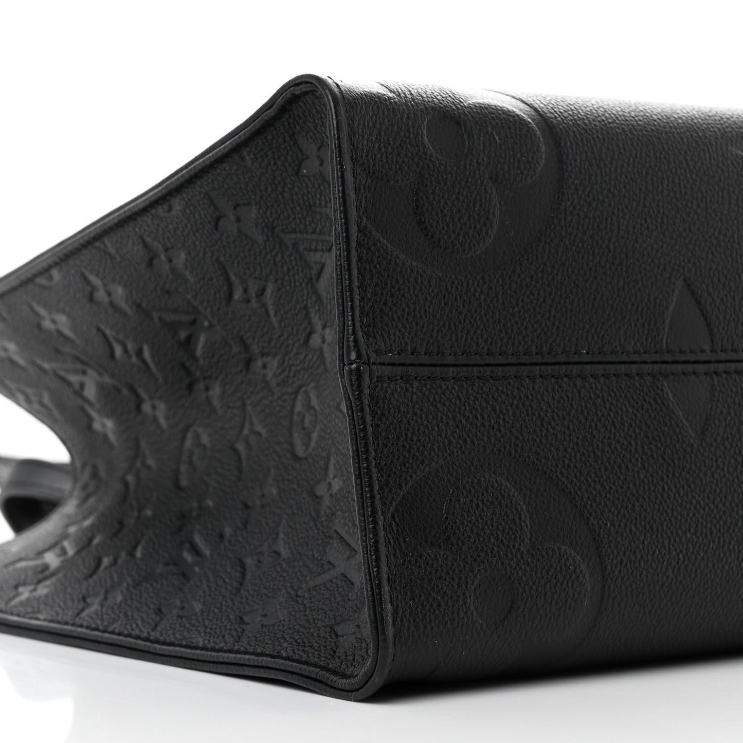Empreinte Monogram Giant OnTheGo MM Black