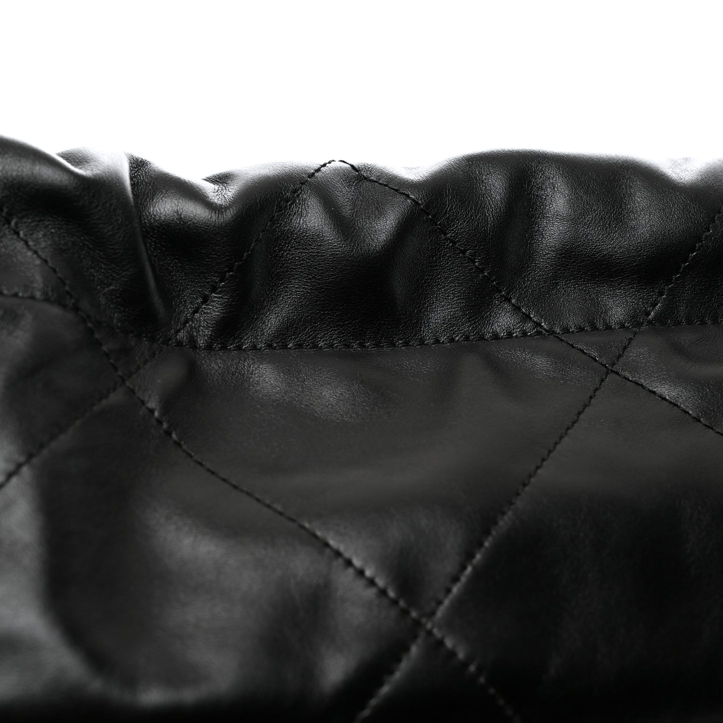 Shiny Calfskin Quilted Chanel 22 Black