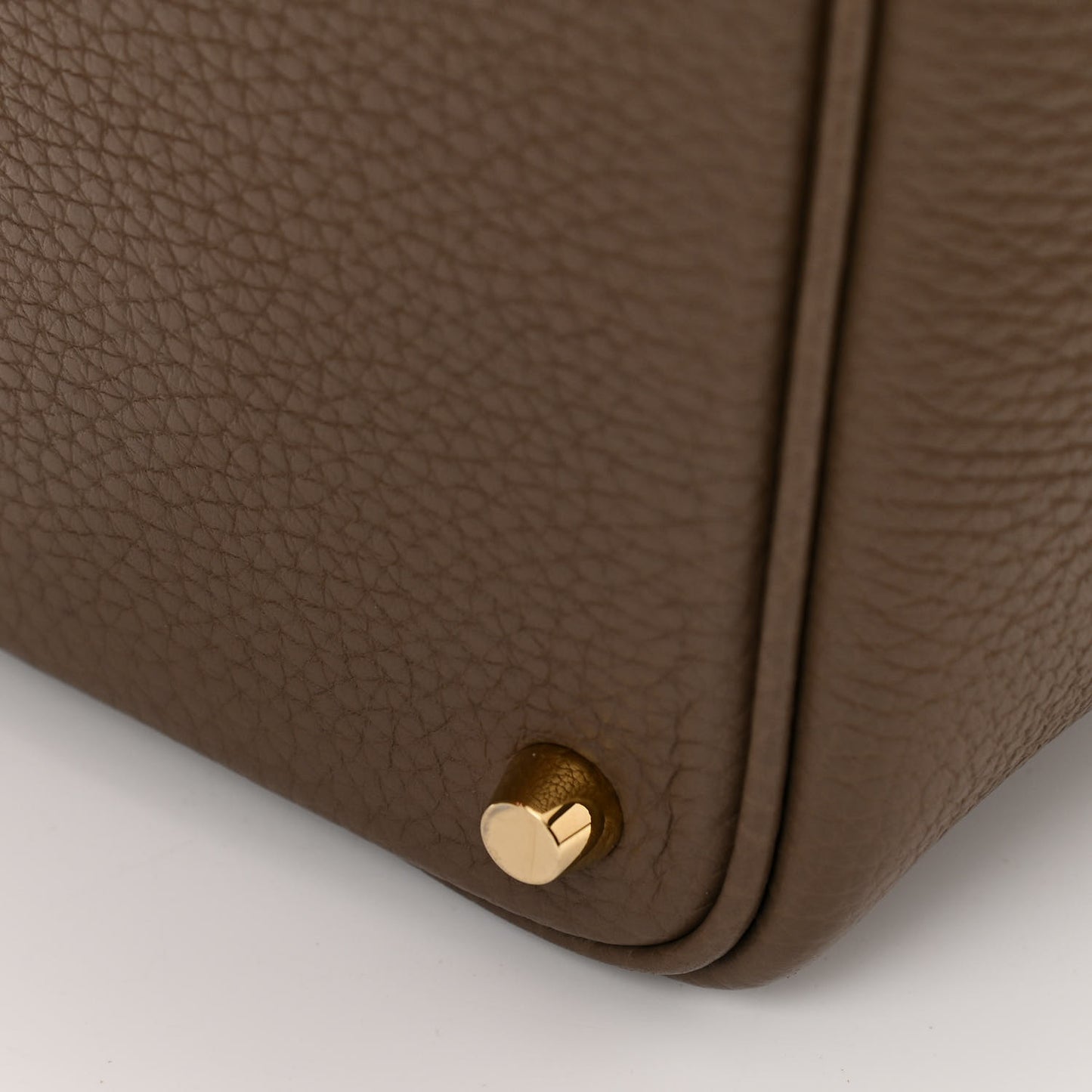 Taurillon Clemence Matte Alligator Picotin Lock Touch 18 PM Etoupe