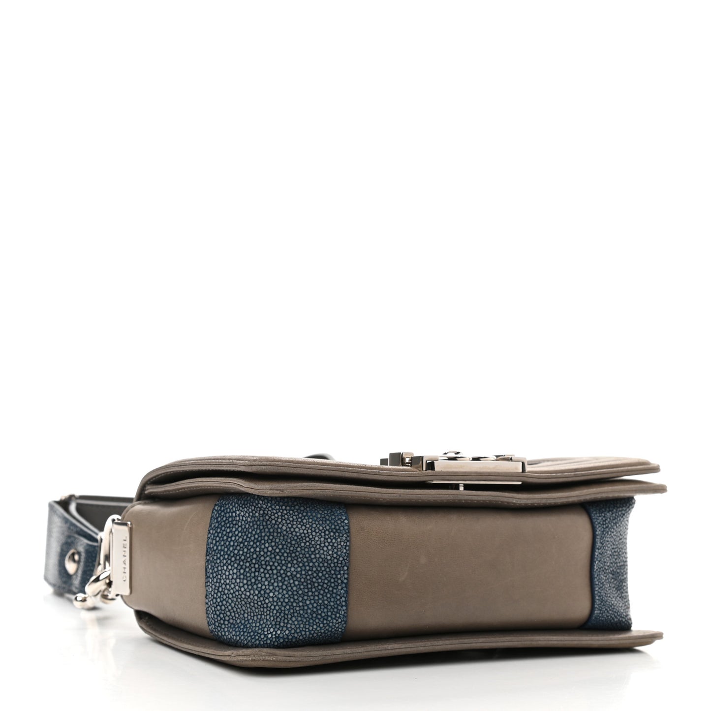 Lambskin Stingray Quilted Small Boy Flap Khaki