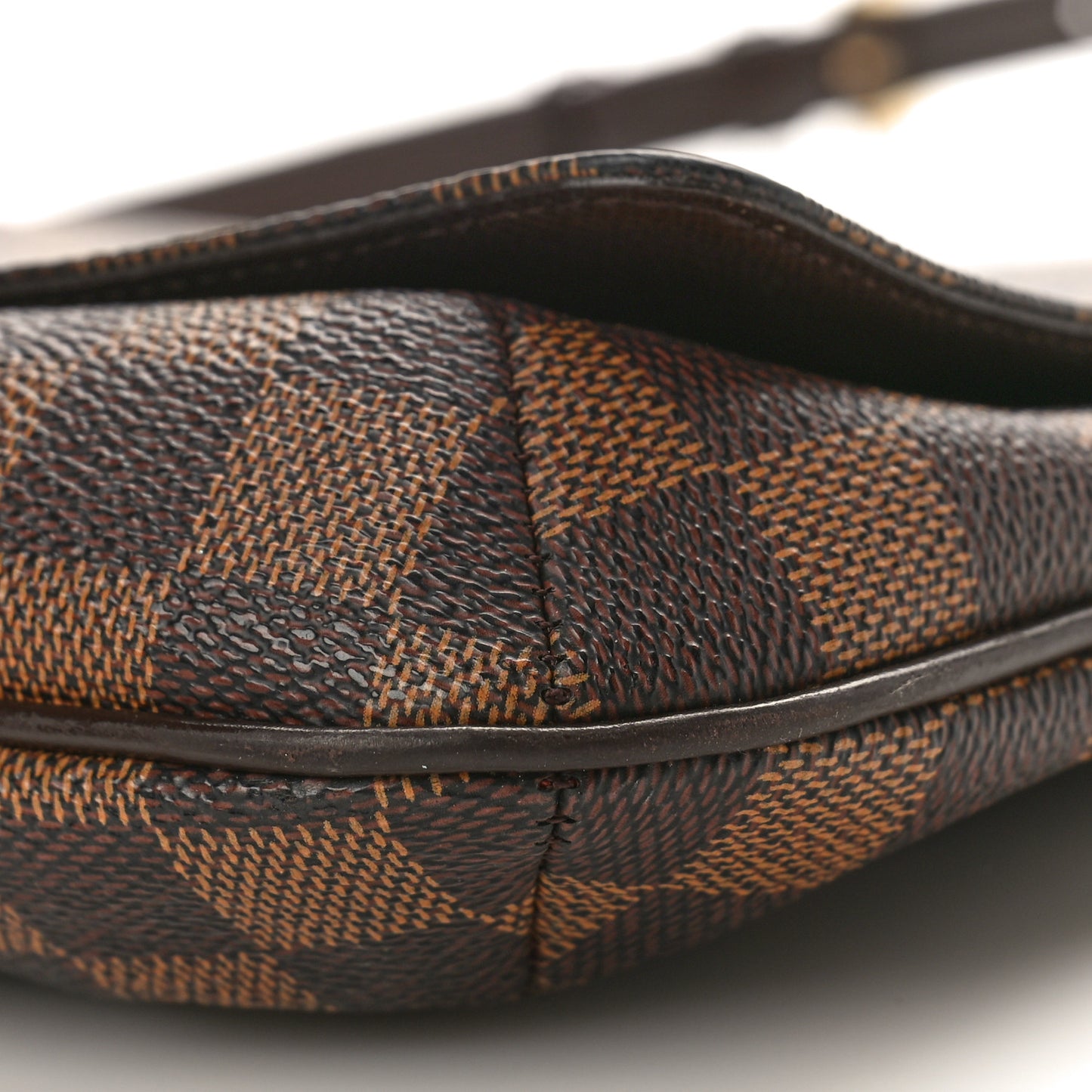 Damier Ebene Musette Tango