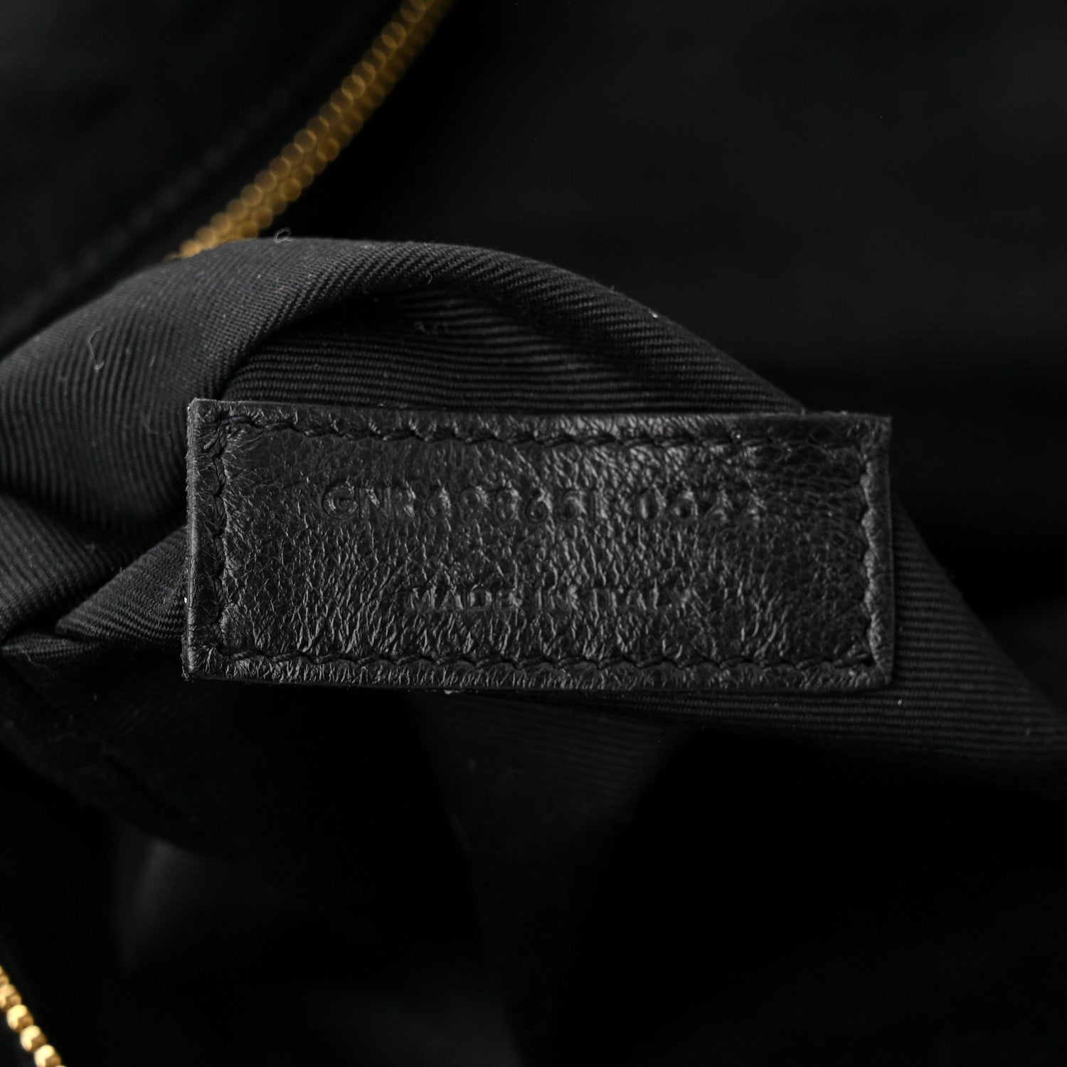 Saint Laurent Lambskin Quilted Maxi Icare Shopping Tote Black 8 of 12