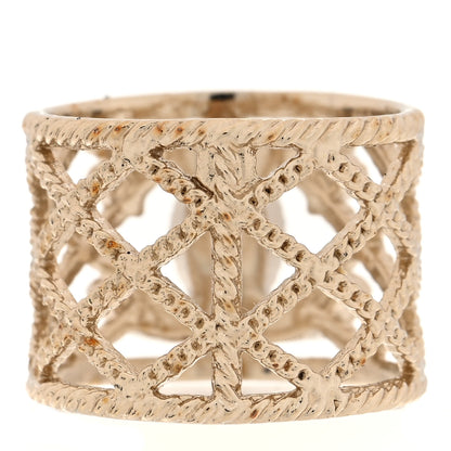 Chanel Pearl Chain CC Ring Gold 3 of 5