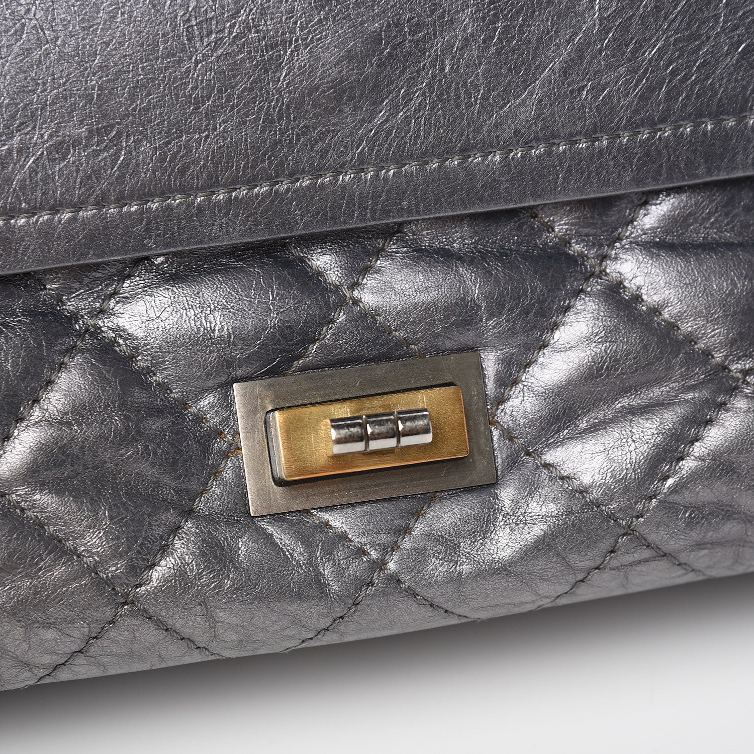 Chanel Metallic Aged Calfskin Quilted 2.55 Reissue 227 Flap Dark Silver 19 of 20