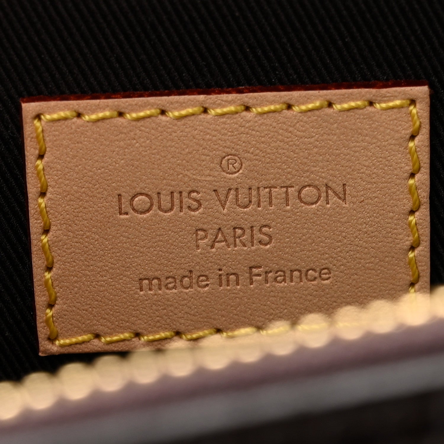 Louis Vuitton Vernis Alma BB Amarante 6 of 10