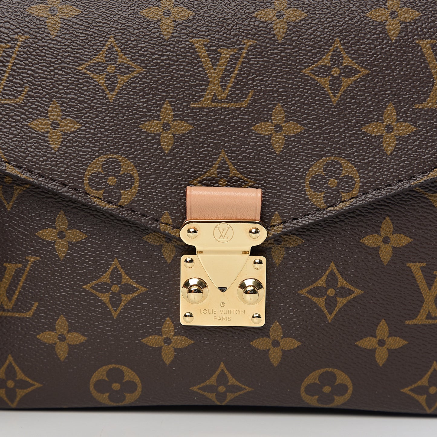 Monogram Pochette Metis