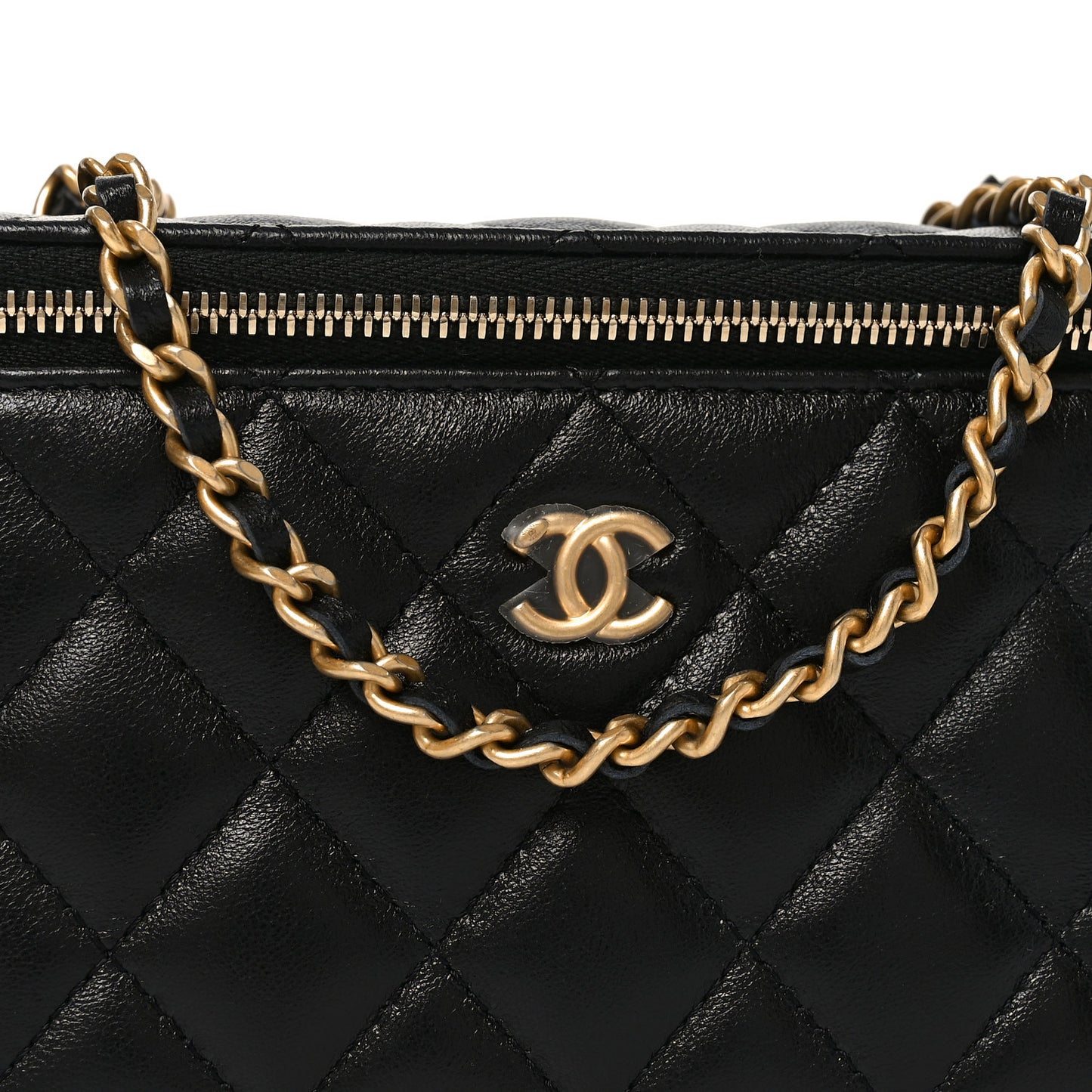 Lambskin Quilted Pearl Crush Small Vanity Case With Chain Black