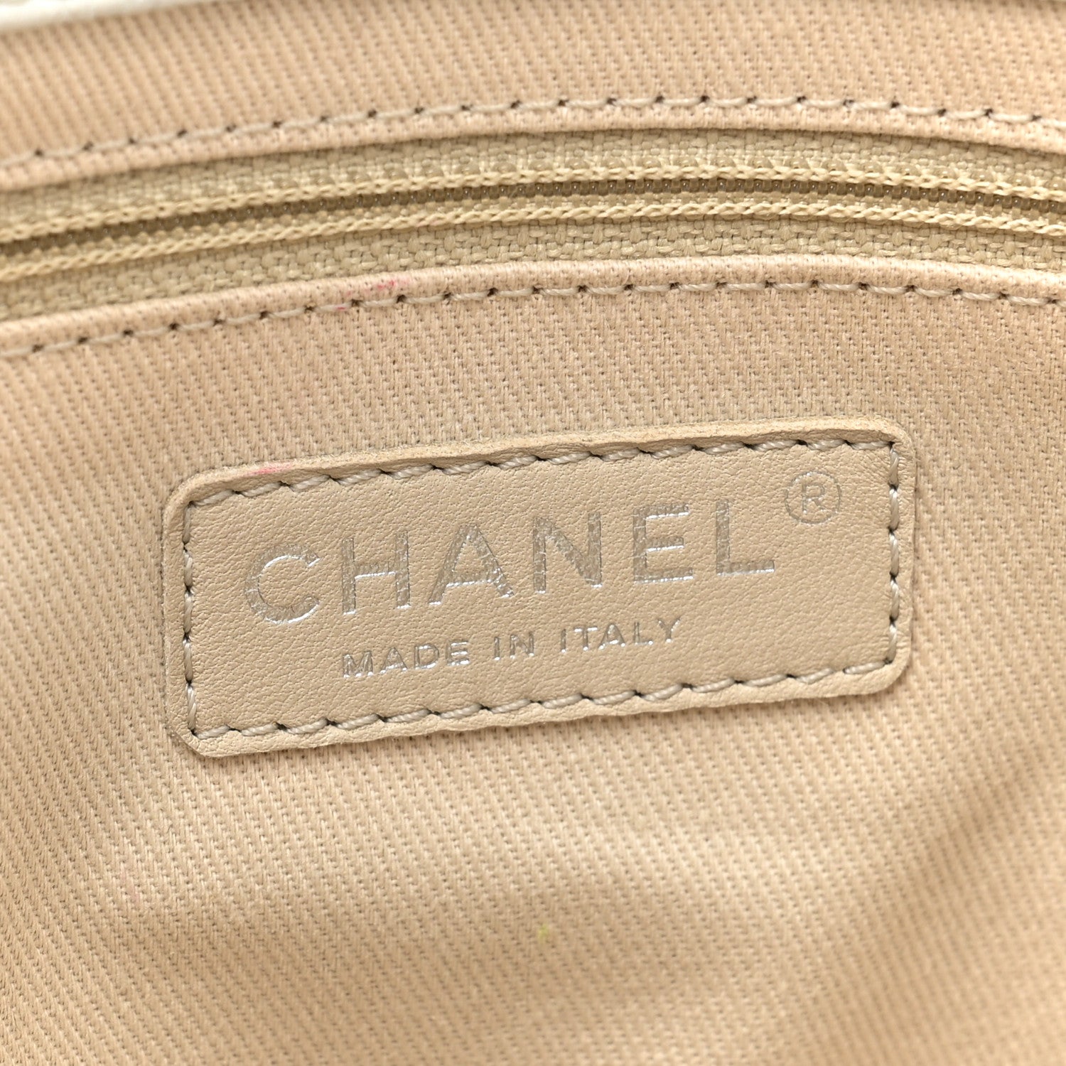 Chanel Grained Calfskin CC Pocket Tote White 6 of 17