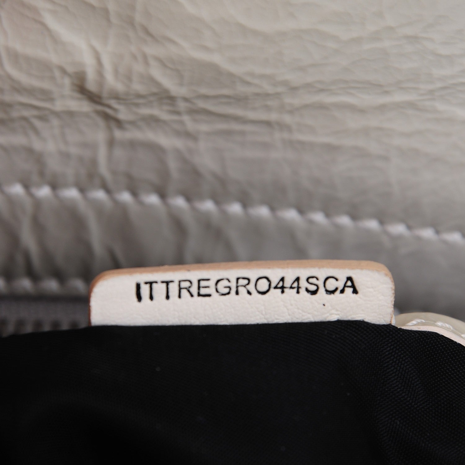 Burberry Nylon Beat Check Lowry White 8 of 8
