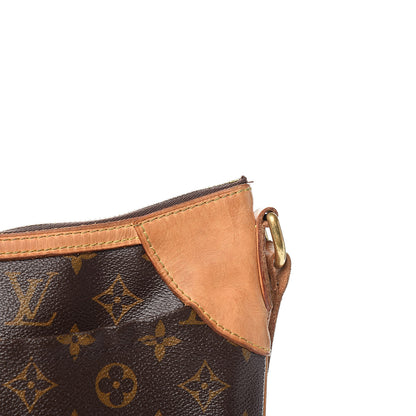 Louis Vuitton Monogram Odeon PM 15 of 16