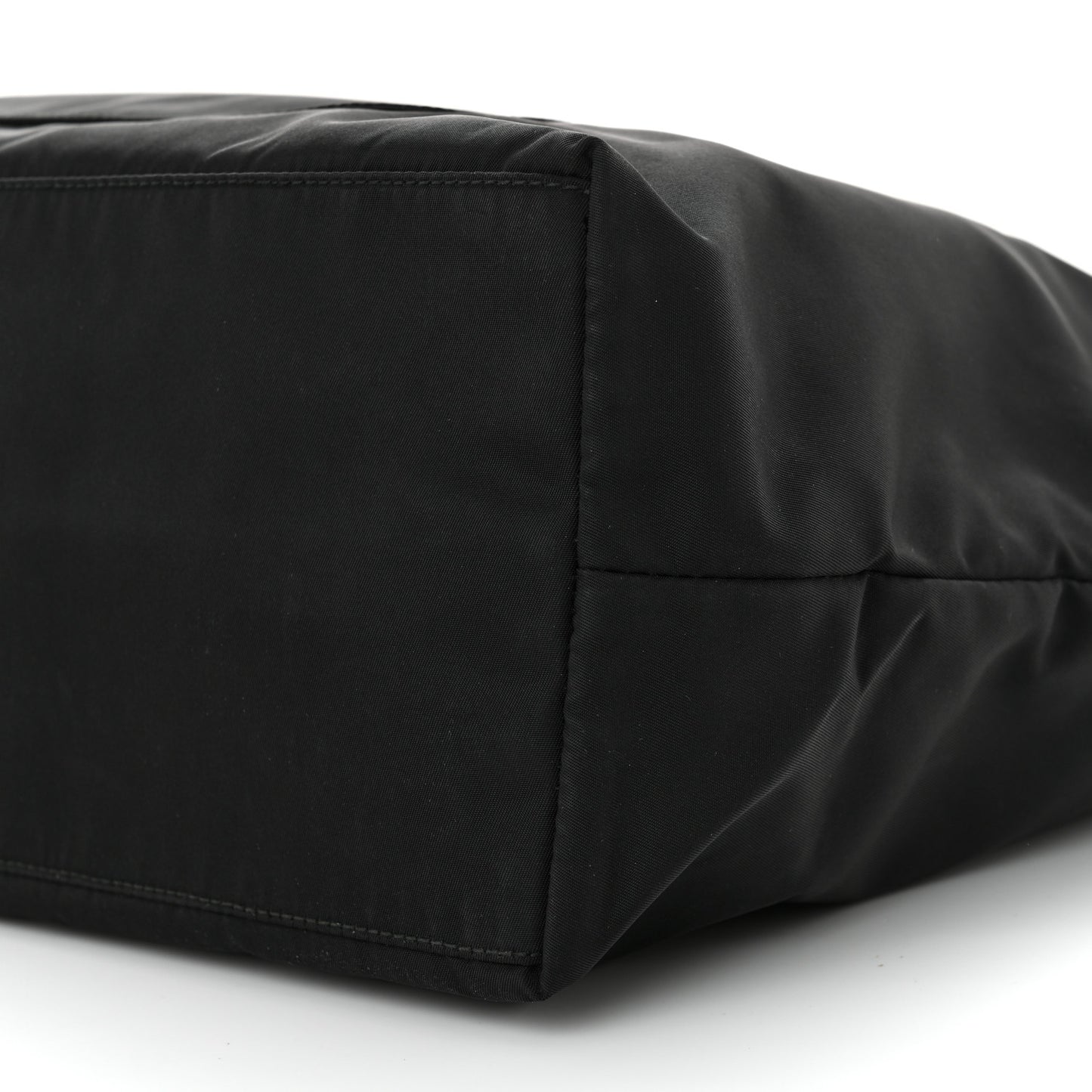 Tessuto Nylon Saffiano Vela Tote Black