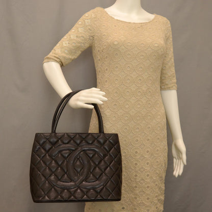 Chanel Caviar Medallion Tote Black 2 of 8