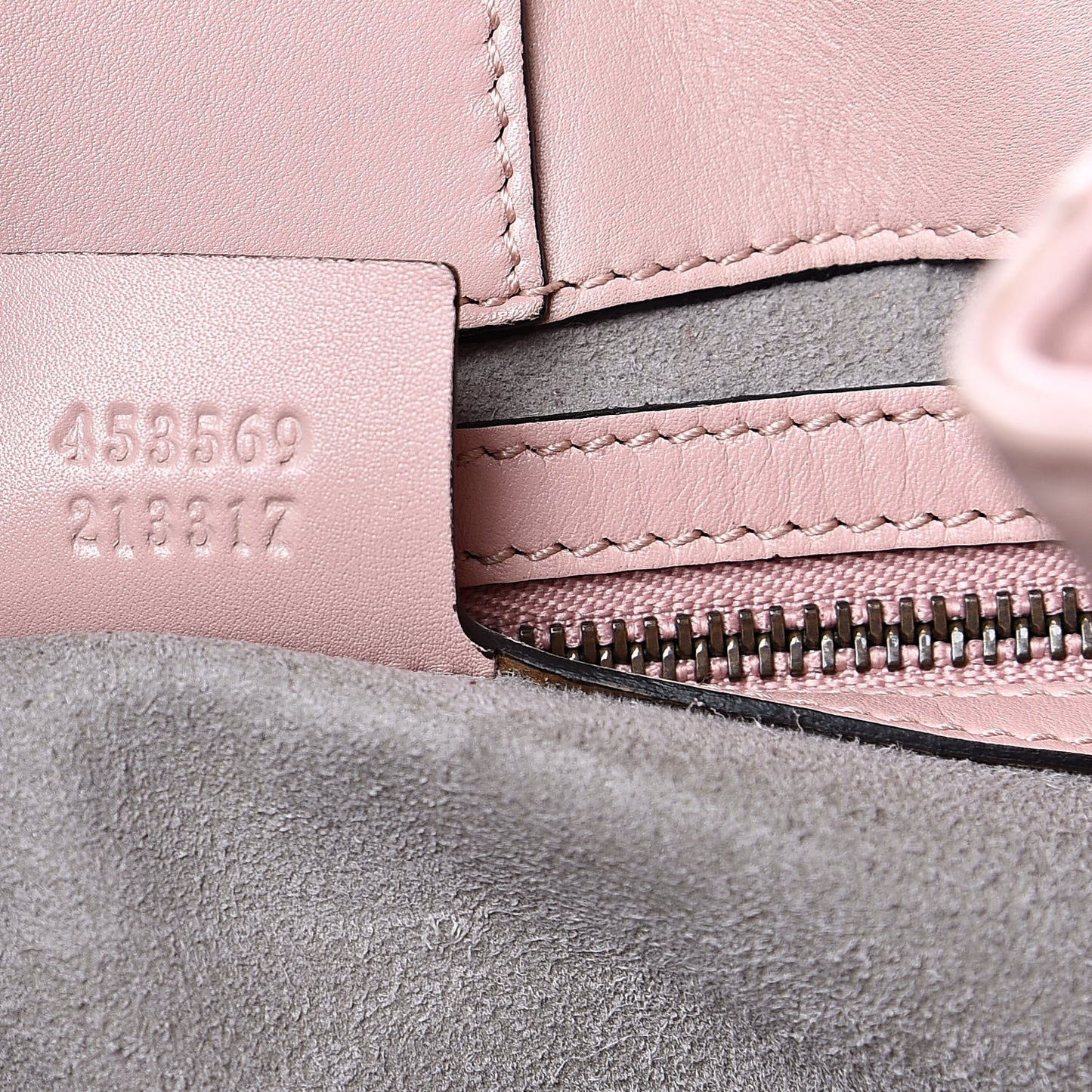 Calfskin Matelasse Medium GG Marmont Shoulder Tote Bag Perfect Pink