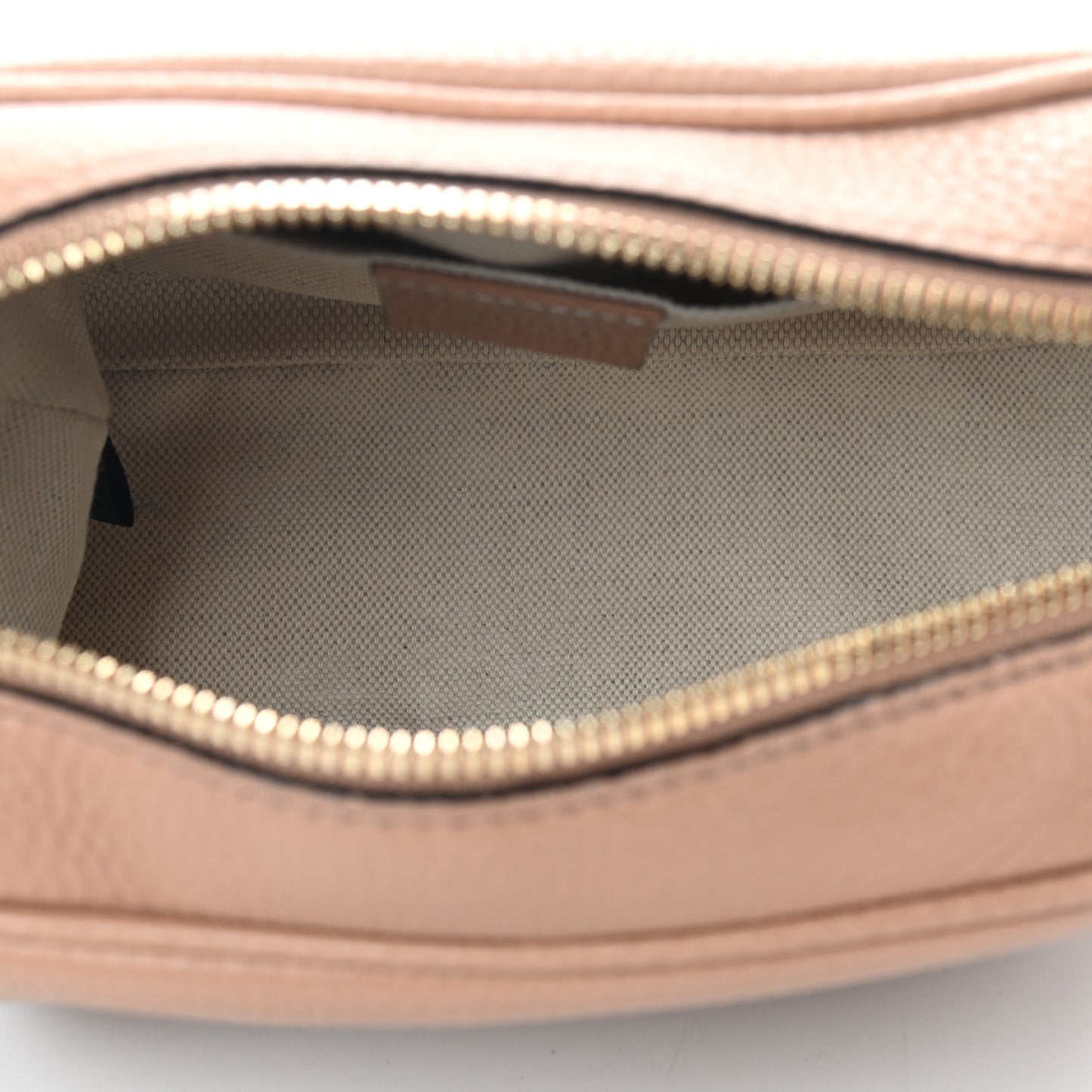 Pebbled Calfskin Small Soho Disco Bag Camelia