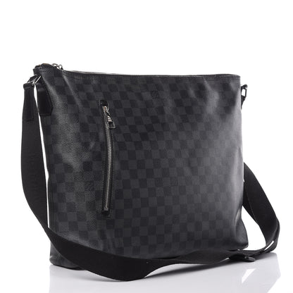 Louis Vuitton Damier Graphite Mick GM 3 of 16