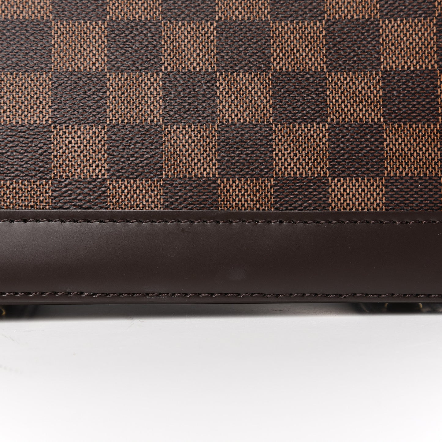 Damier Ebene Alma BB