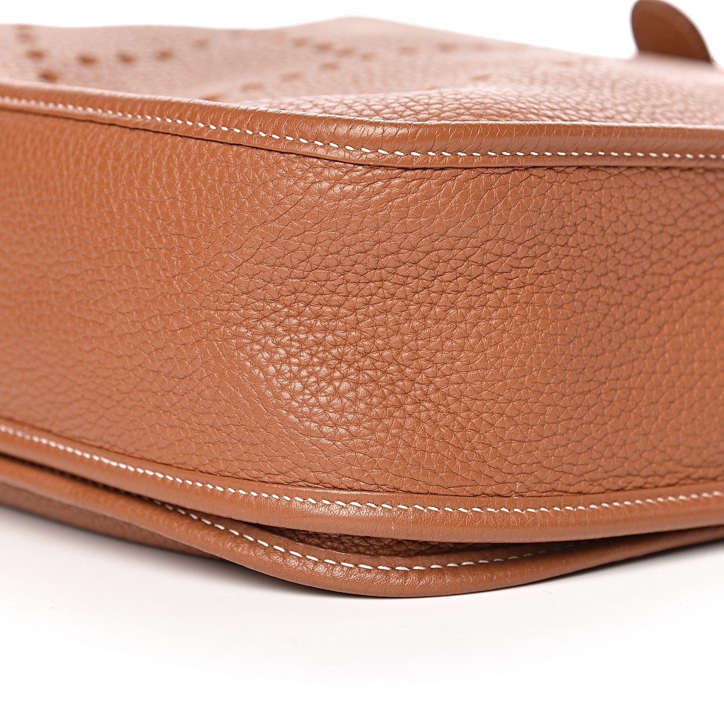 Taurillon Clemence Evelyne III GM Gold