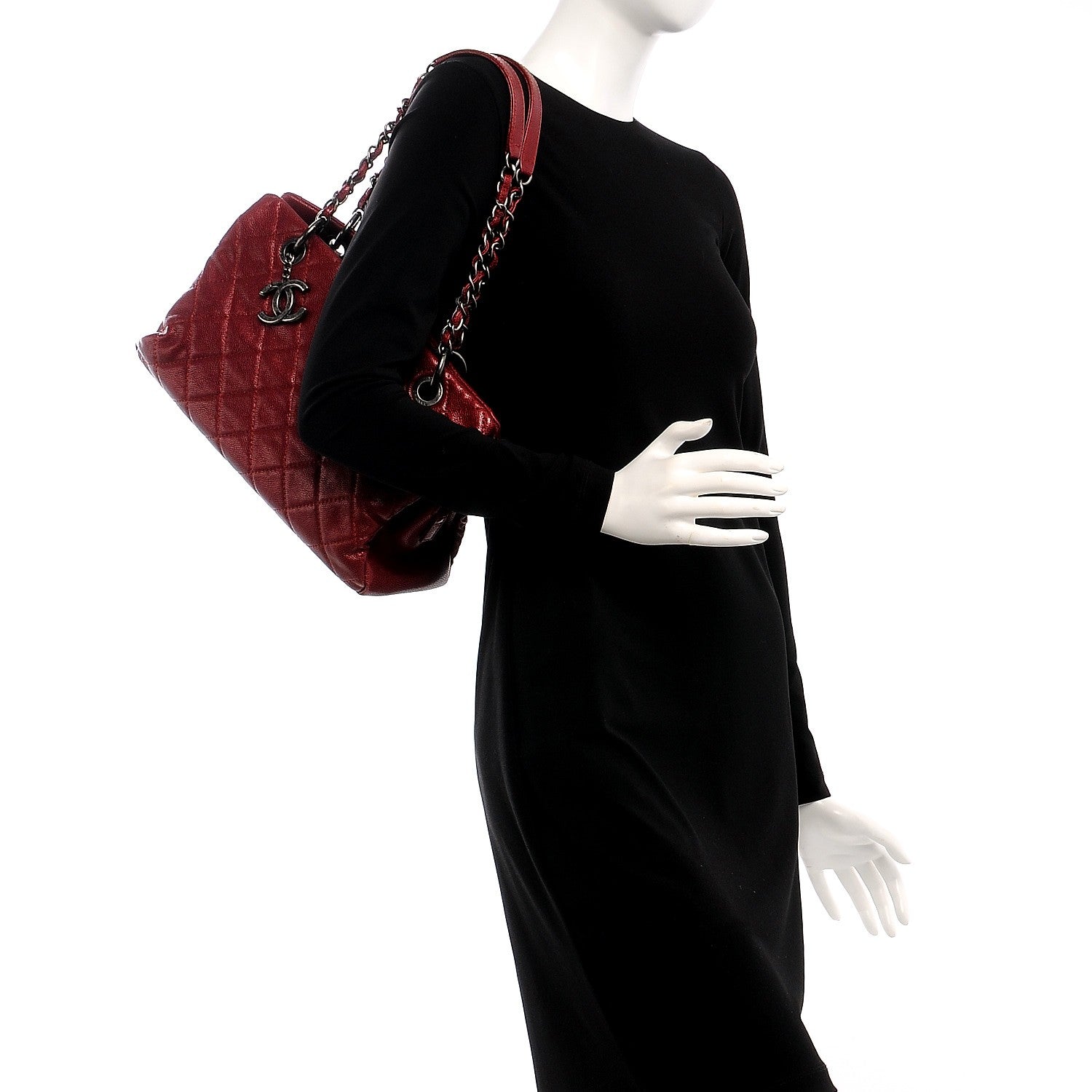 Chanel Iridescent Caviar Quilted Small Chic Shopping Tote Dark Red 2 of 7