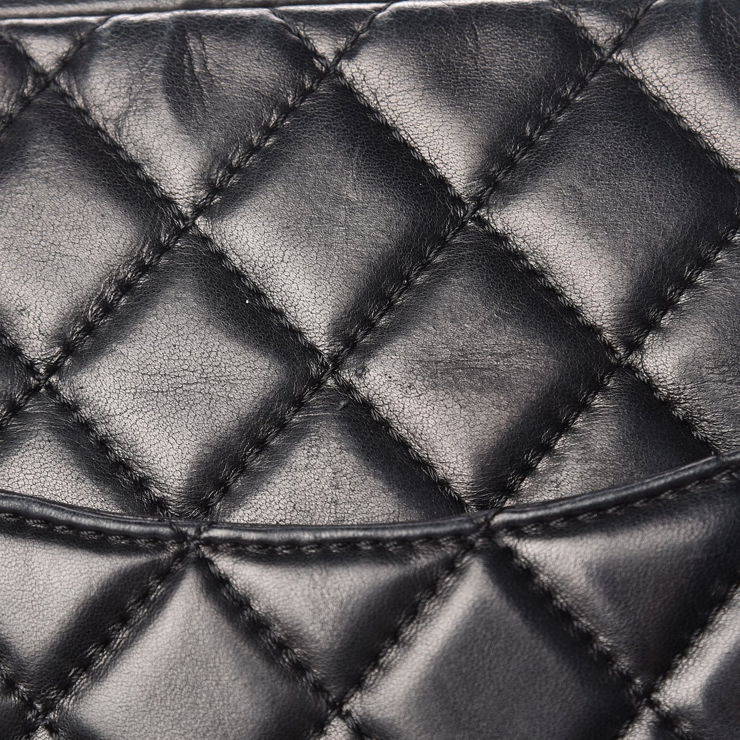Lambskin Quilted Large Camera Case Black