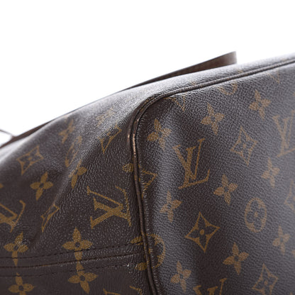Louis Vuitton Monogram Neverfull MM 10 of 17