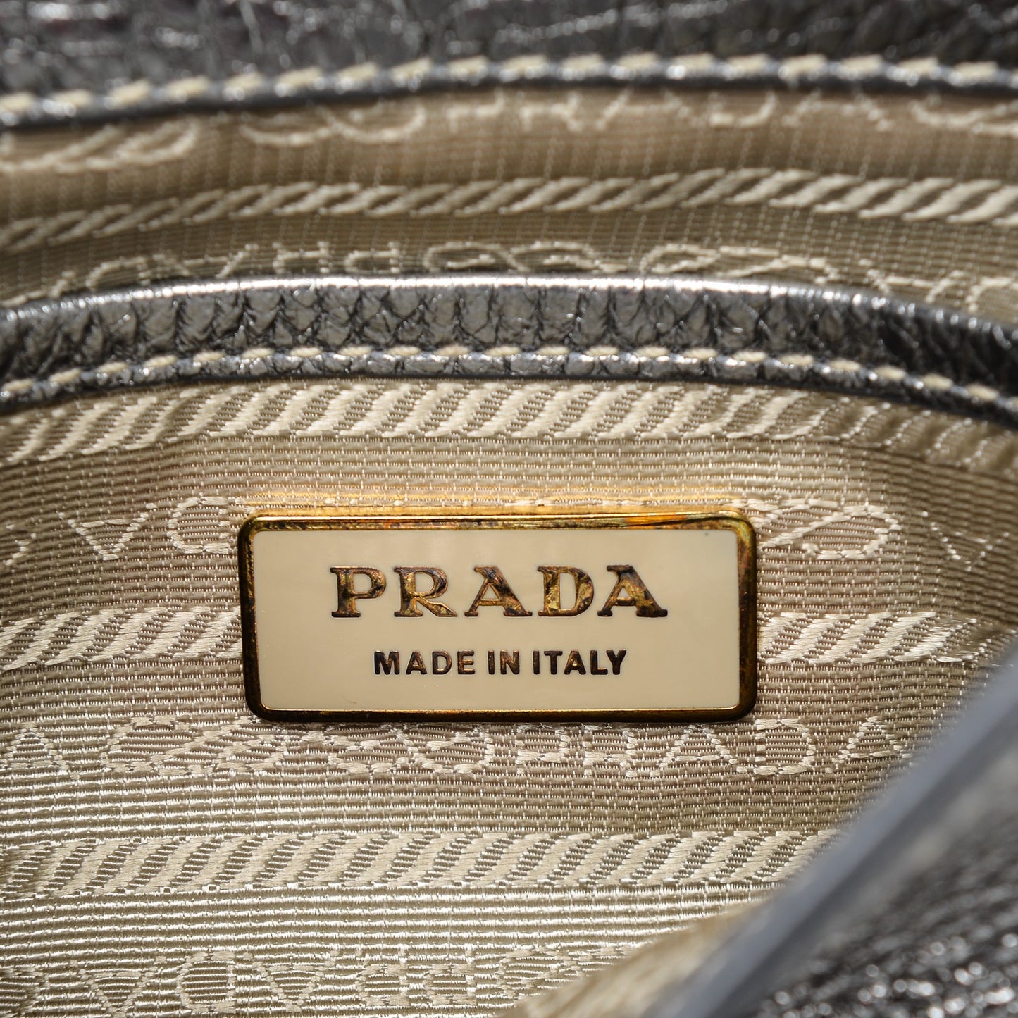 Vitello Daino Crossbody Bag Acciaio