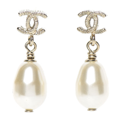Chanel Pearl CC Drop Earrings Gold 1 of 3