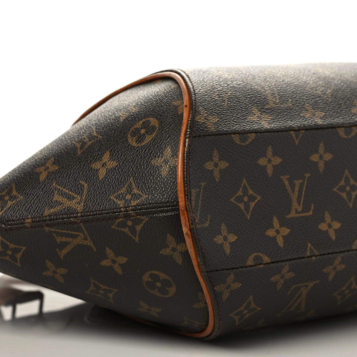 Monogram Ellipse MM