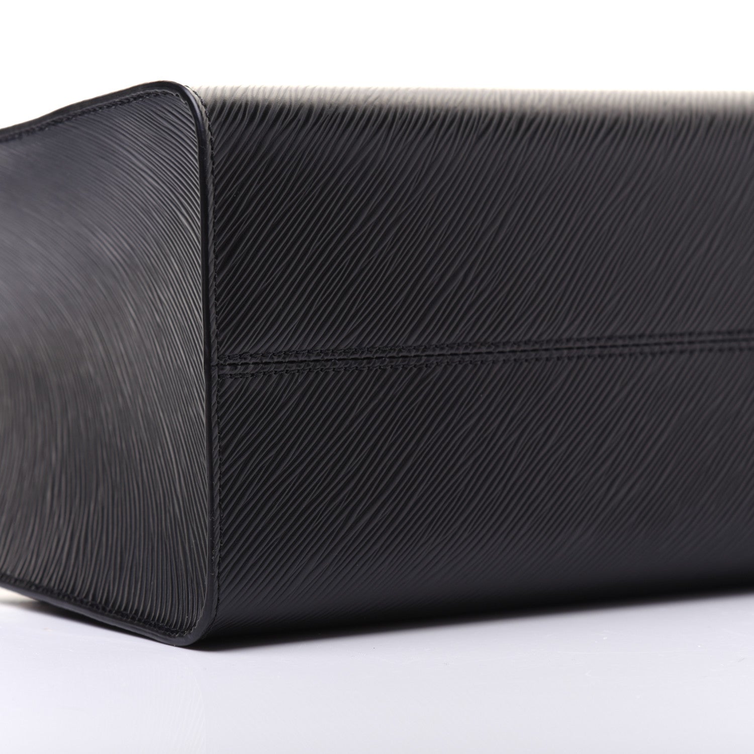 Louis Vuitton Epi Onthego MM Black 6 of 18