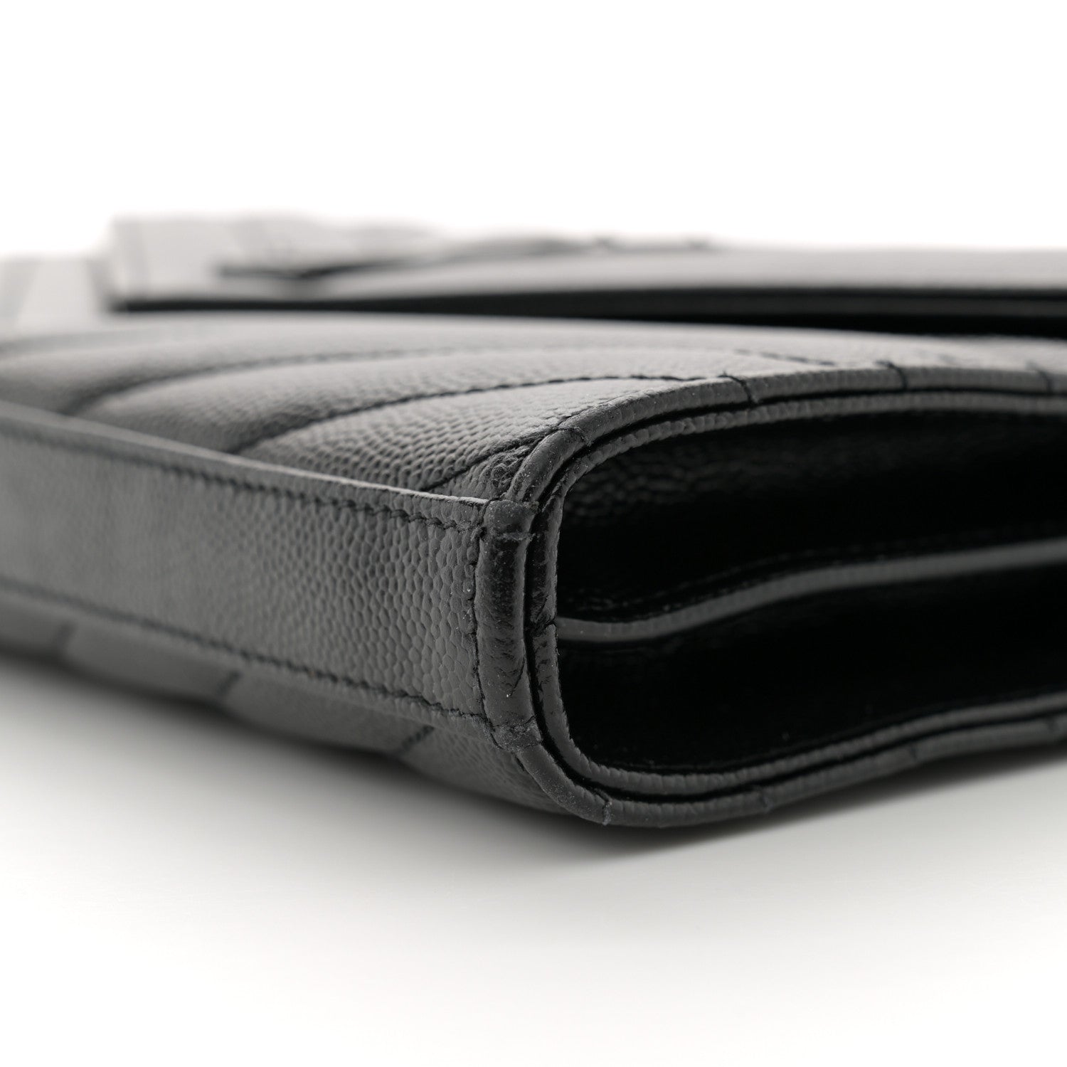 Saint Laurent Grain De Poudre Matelasse Chevron Monogram Monochrome Chain Wallet Black 11 of 11