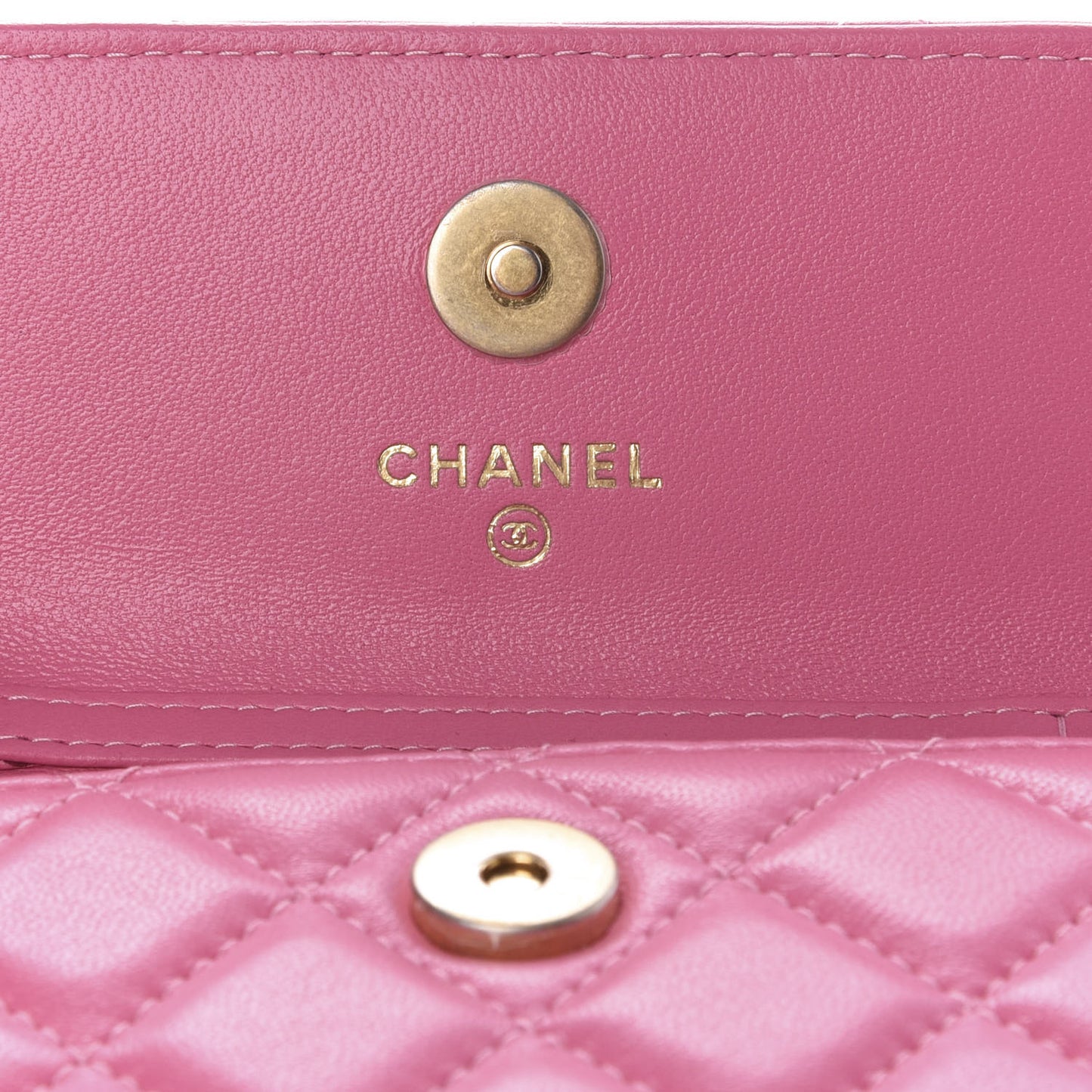 Lambskin Quilted Pearl Crush Clutch With Chain Pink