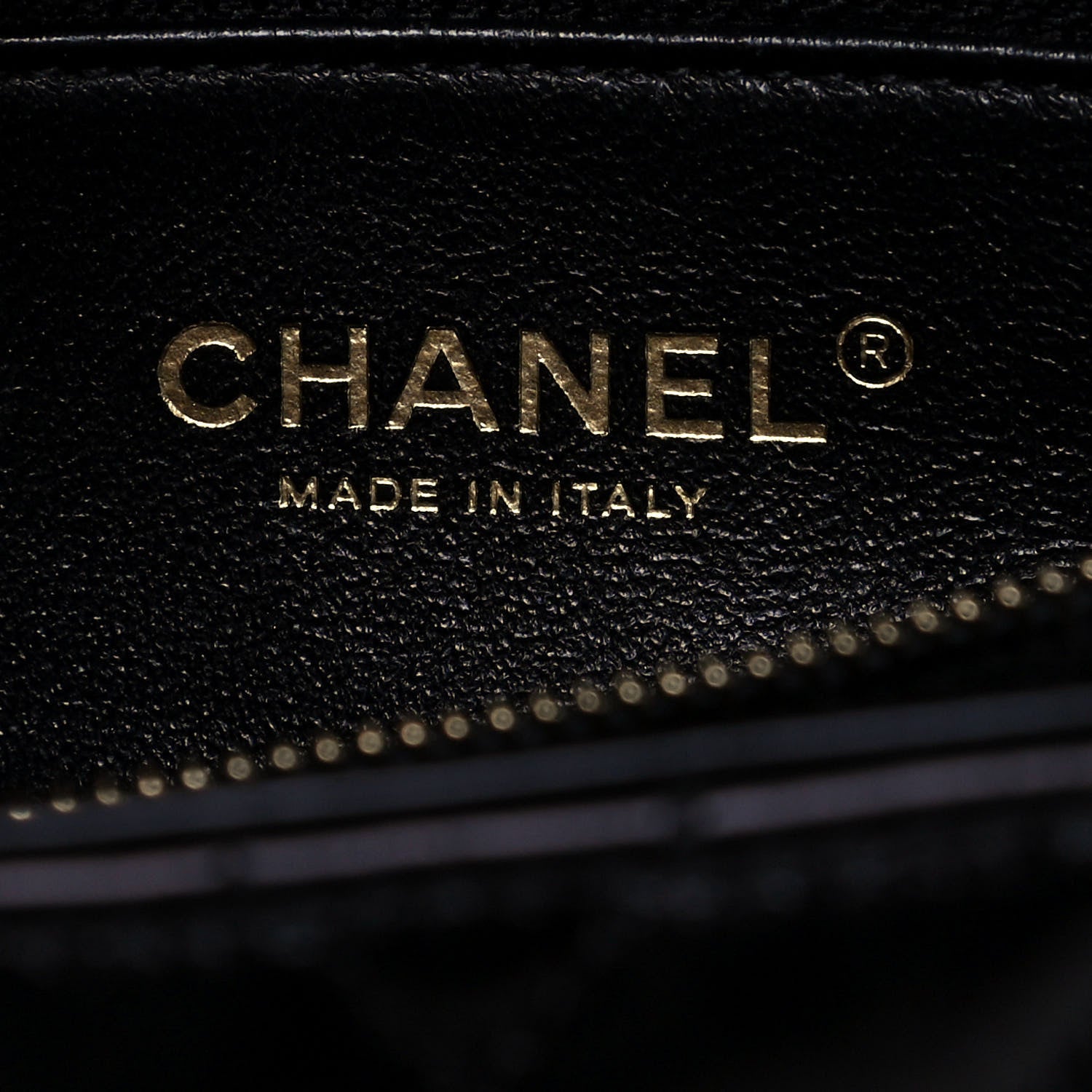 Chanel Calfskin Lizard Chevron Quilted Medium Coco Handle Flap Black 6 of 18